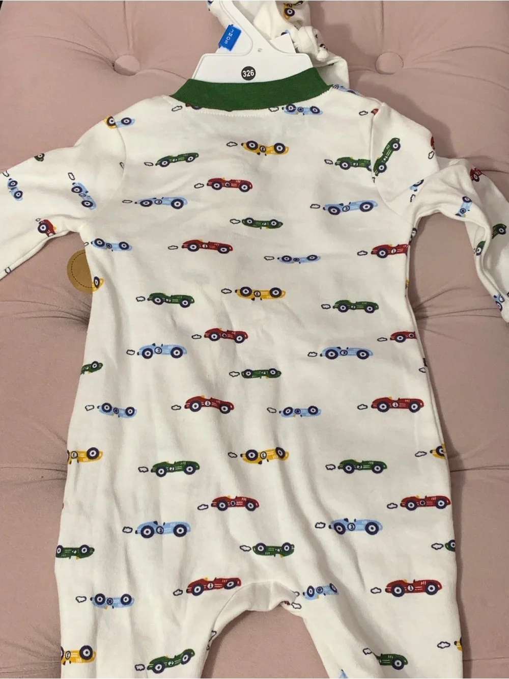 Baby Bear and Race cars 6 months